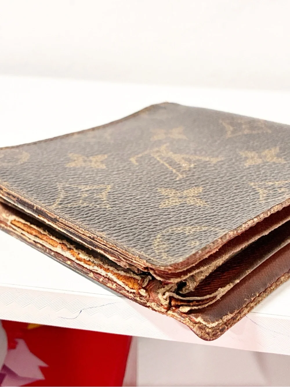 LOUIS VUITTON Monogram Marco Bifold Wallet Brown Leather FLAWED